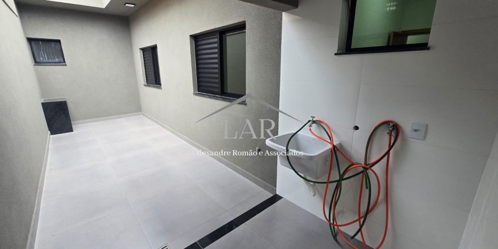 WhatsApp Image 2025-03-07 at 11.38.09 (3)