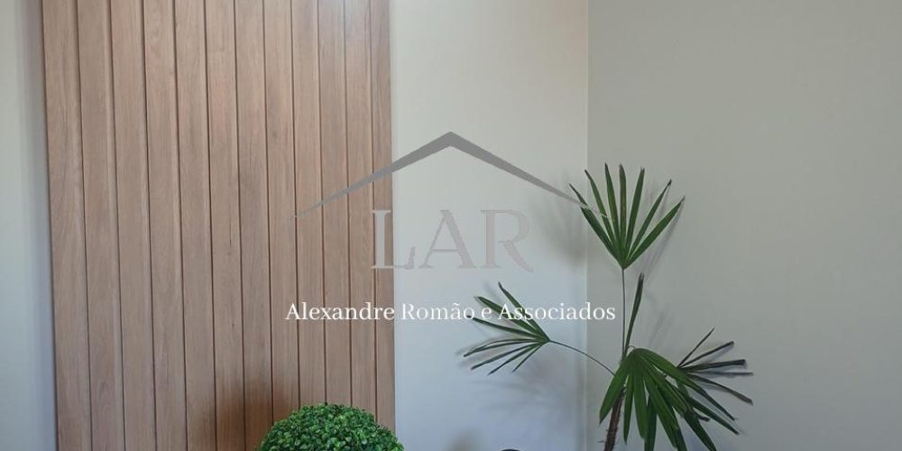 WhatsApp Image 2025-06-13 at 21.37.47 (2)